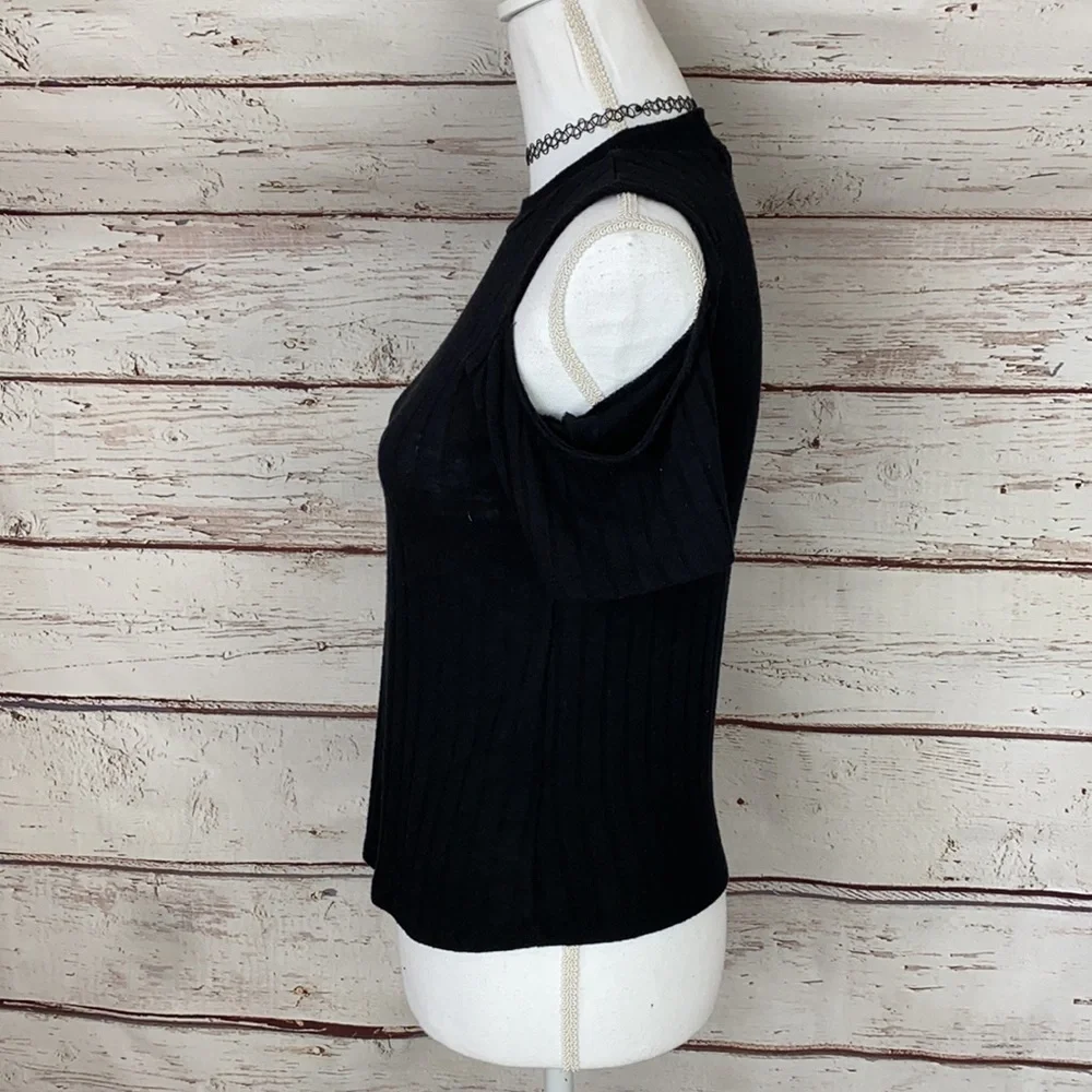 Pink Rose Cold Shoulder Black Medium Top
